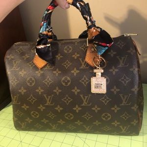 Louis Vuitton Speedy 30